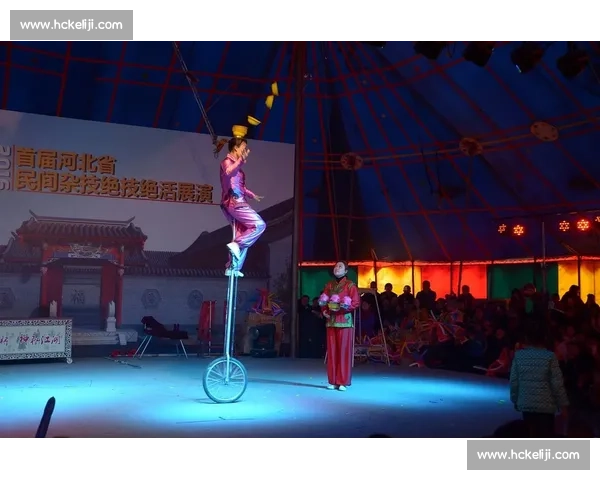 千万粉杂技夫妻暂别:16 年顶人绝技背后的颈椎危机 千万粉杂技夫妻暂别:16 年顶人绝技背后的颈椎危机