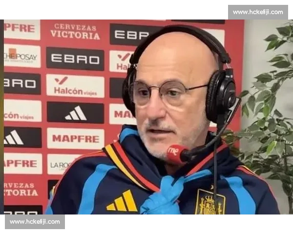 德拉富恩特钦点亚马尔为传奇：足球天赋与谦逊品格并重